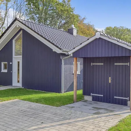 Stunning Home In Krems Ii-Warderbrueck With Wifi Gols Exterior photo