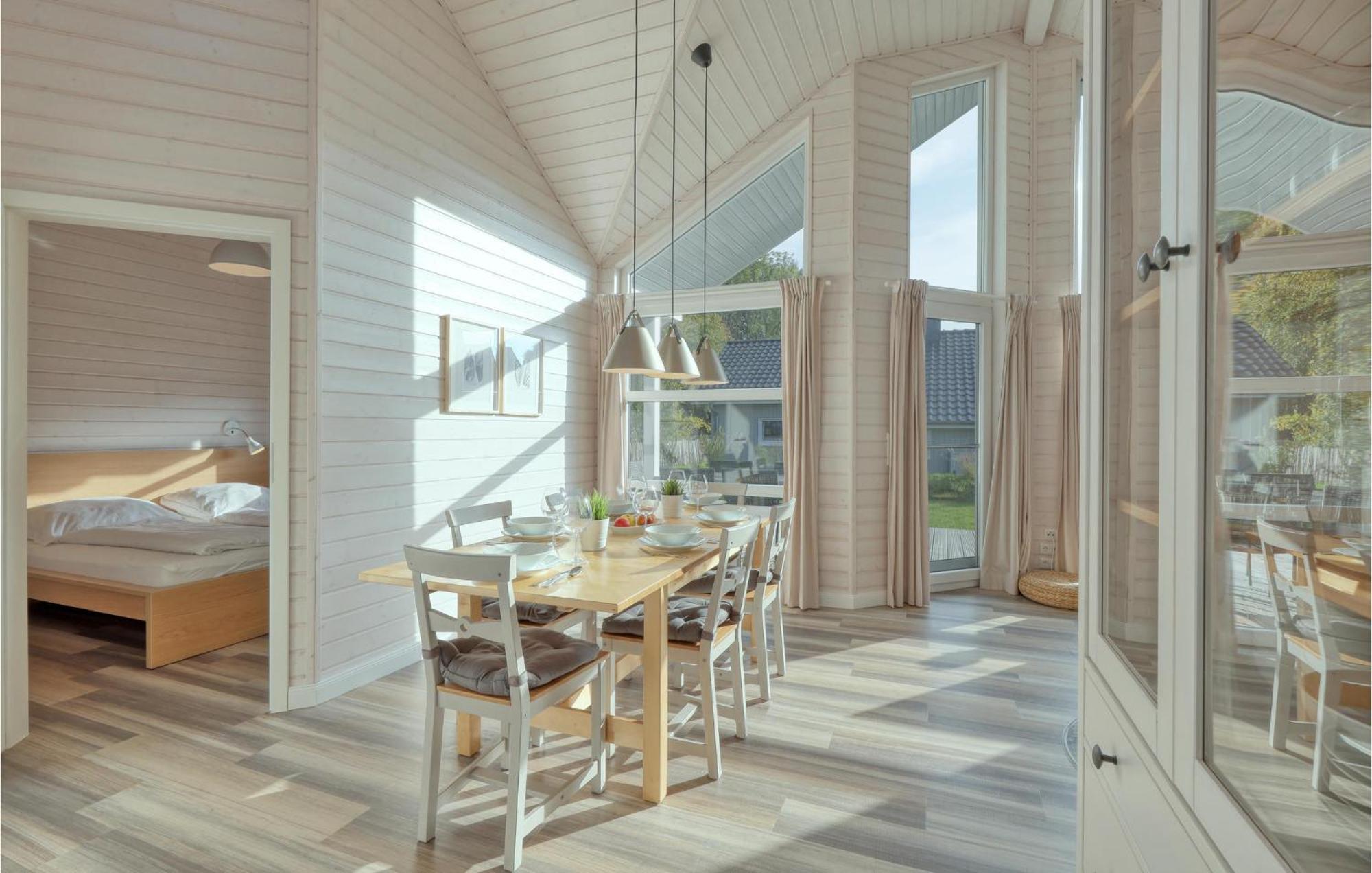 Stunning In Krems Ii-warderbrueck With Wifi Holiday home *